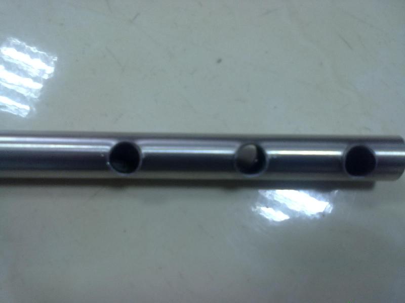 自動(dòng)沖孔機(jī)圖片