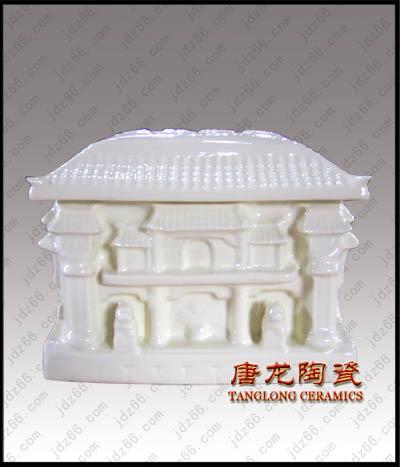 供應(yīng)陶瓷骨灰盒 陶瓷骨灰罐 陶瓷殯葬用品 手繪青花陶瓷骨灰盒