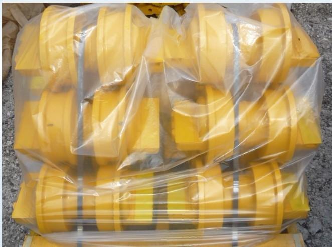 供應推土機支重輪 推土機四輪一帶