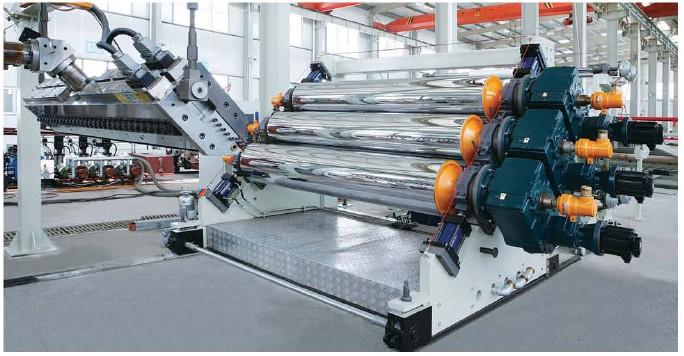 金緯塑料板材生產(chǎn)線圖片