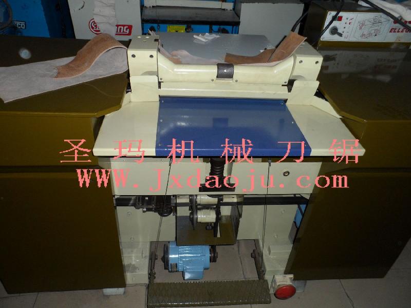 供應(yīng)二手片皮機(jī)