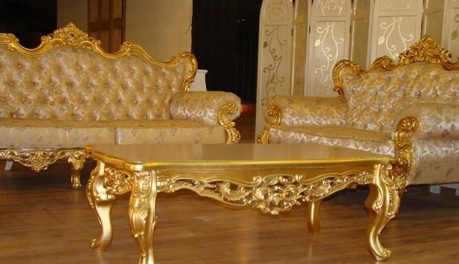 供應(yīng)*實(shí)木雕花沙發(fā)