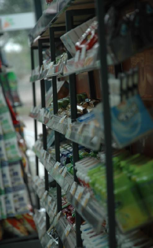 供應(yīng)超市便利店藥店化妝品母嬰貨架
