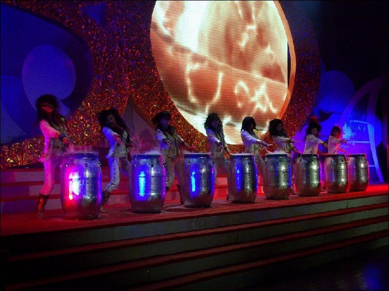 供應(yīng)東莞女子舞蹈隊出演五一文藝晚會