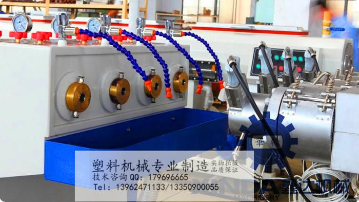 一出四管材切割機(jī)圖片