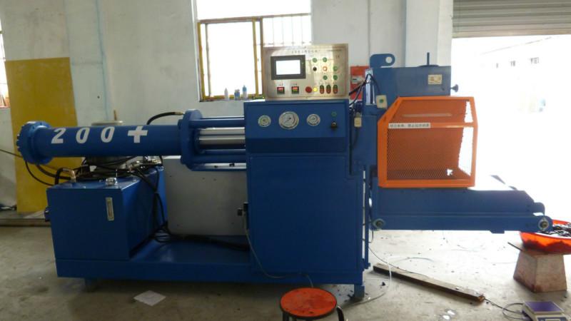 供應(yīng)上海橡膠成型機