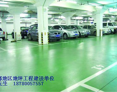 成都專業(yè)公路劃線隊伍施工道路劃線熱熔漆劃線