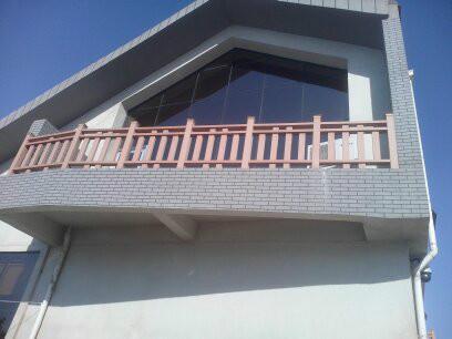 供應(yīng)青島膠南木塑護(hù)欄供應(yīng)商