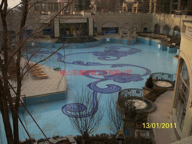 供應(yīng)小區(qū)泳池圖案馬賽克，廠家專(zhuān)業(yè)供應(yīng)各種圖案的花紋馬賽克拼圖。