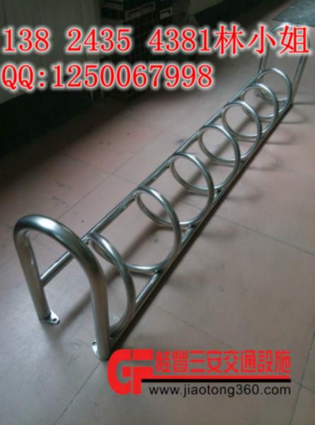 北京商業(yè)活動(dòng)展示了自行車存車架等電動(dòng)車停車架