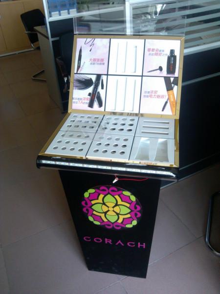 中山化妝品展柜圖片