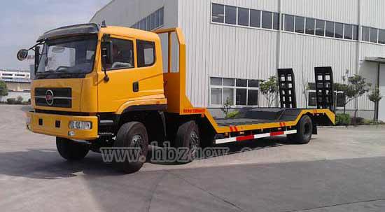 楚風(fēng)小三軸低平板運(yùn)輸車圖片