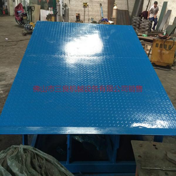 供應(yīng)10噸固定式液壓登車(chē)橋生產(chǎn)廠家