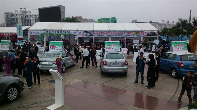 供應(yīng)成都汽車試駕會篷房與購物節(jié)篷房-成都篷房出租-南寧篷房出租