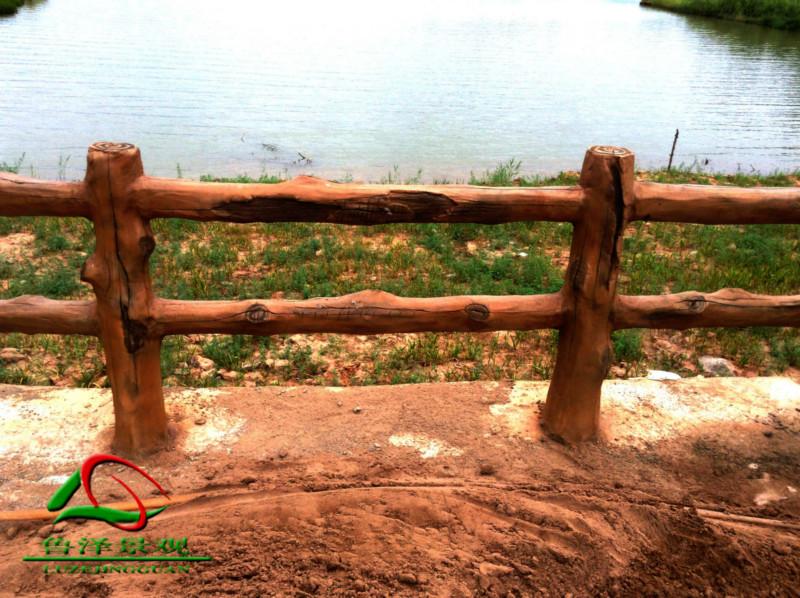 供應(yīng)湖南仿木欄桿施工價(jià)格