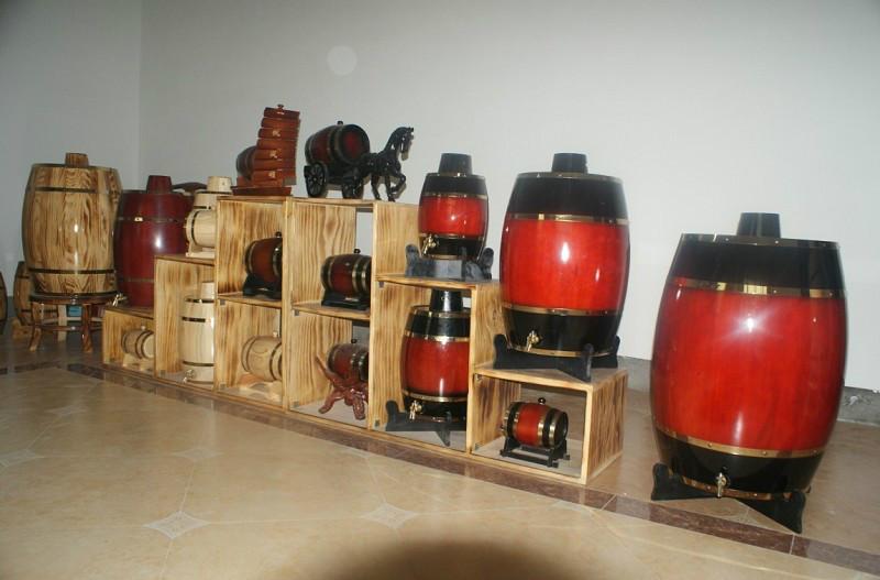 供應(yīng)松木酒桶供應(yīng)商 河北松木酒桶廠家報價 松木酒桶廠家報價
