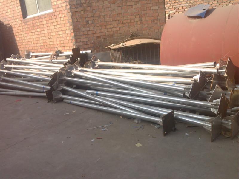 供應(yīng)渭南道路交通標志桿懸臂立柱標牌桿廠家直銷批發(fā)價