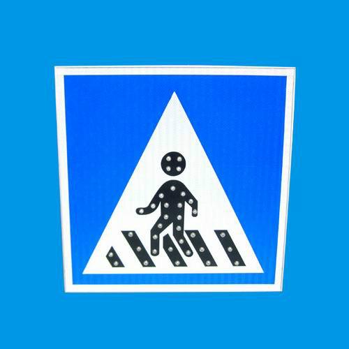 供應文山市太陽能人行橫道指示標志，硯山縣太陽能指示燈，文山市交通設施