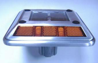 供應(yīng)昆明市太陽能交通設(shè)施廠家，昆明市交通*廠家，led交通標(biāo)志牌