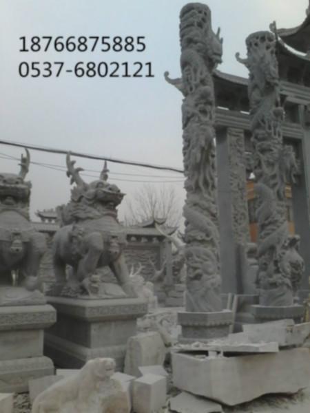 供應(yīng)石雕龍柱生產(chǎn)供應(yīng)