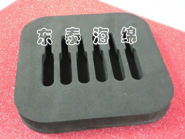 供應白酒EVA雕刻包裝盒、一體成型EVA內(nèi)襯、耳機EVA包裝盒