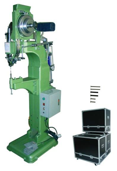 汽車剎車片鉚釘機剎車盤自動鉚合機