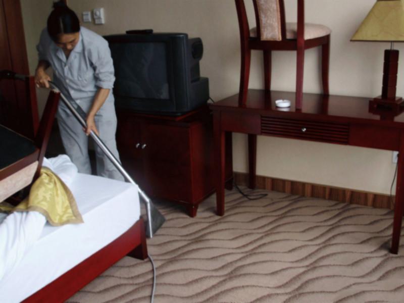 青島地毯清洗 青島城陽清洗地毯公司