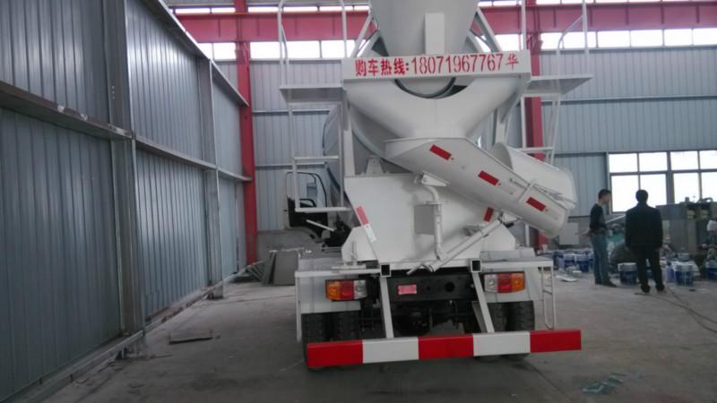 供應 宣威市福田4方小型攪拌車