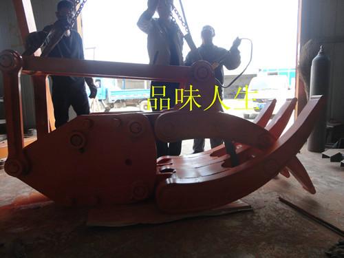 供應(yīng)煙臺鑫浦重工生產(chǎn)商 提供鑫浦XP220鉤機抓鋼器，機械抓木機，廢鋼抓
