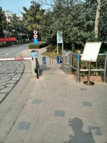 南京幼兒園翼閘  幼兒園門禁系統(tǒng) 幼兒園刷卡進出