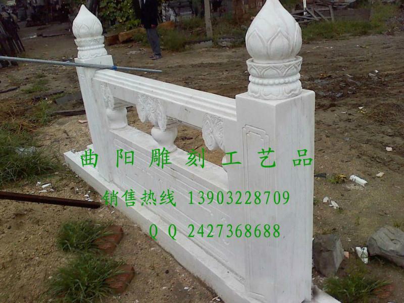 供應(yīng)齊齊哈爾石護(hù)欄