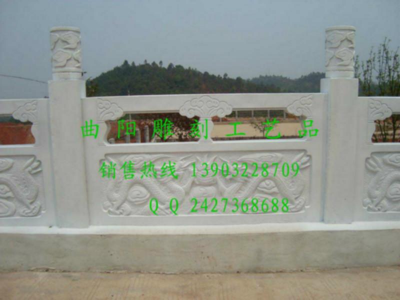 供應(yīng)鄭州漢白玉護(hù)欄