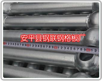 供應(yīng)鋼聯(lián)平臺(tái)鋼格板網(wǎng)/齒形防護(hù)網(wǎng)