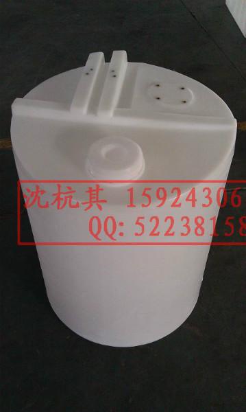 供应青浦防腐耐酸碱加药箱 加药桶100L 塑料容器 塑料加药箱