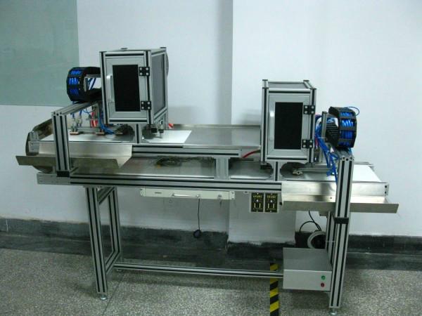 供應(yīng)輸送機(jī)