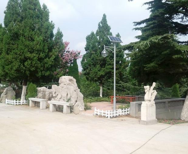 供應(yīng)福建德化縣4米太陽(yáng)能庭院燈廠家