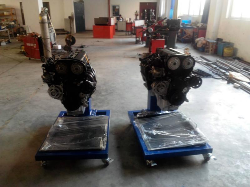 供應(yīng)科魯茲發(fā)動(dòng)機(jī)附翻轉(zhuǎn)架庫(kù)存甩貨