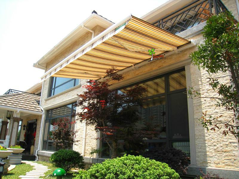 供應(yīng)B104經(jīng)濟(jì)型伸臂陽蓬