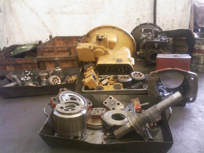 云南*的挖掘機(jī)修理廠