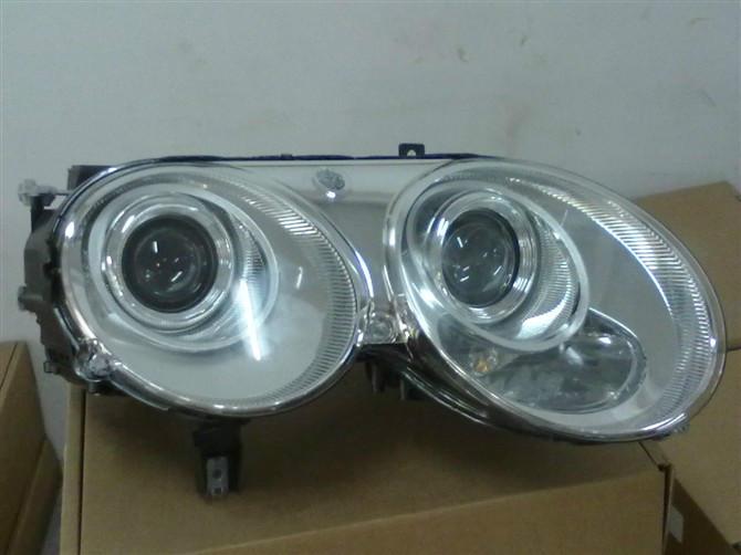 供應(yīng)進(jìn)口豪車(chē)名車(chē)賓利多大燈拆車(chē)件