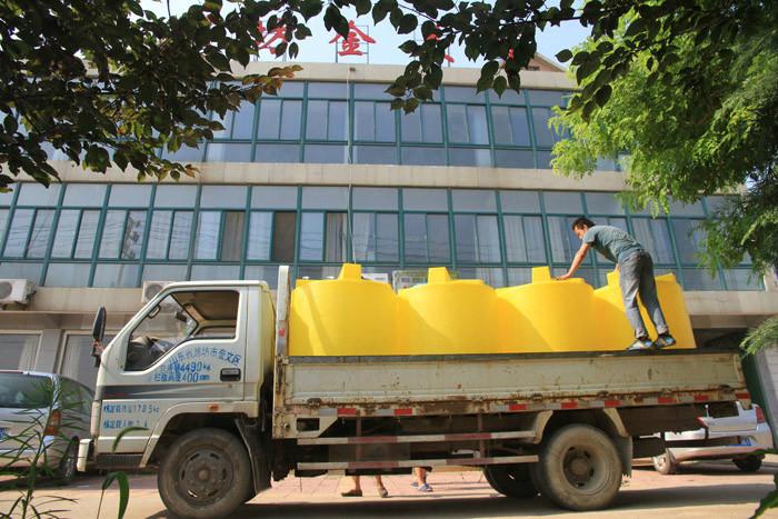 汽車(chē)用品玻璃水圖片/汽車(chē)用品玻璃水樣板圖 (4)