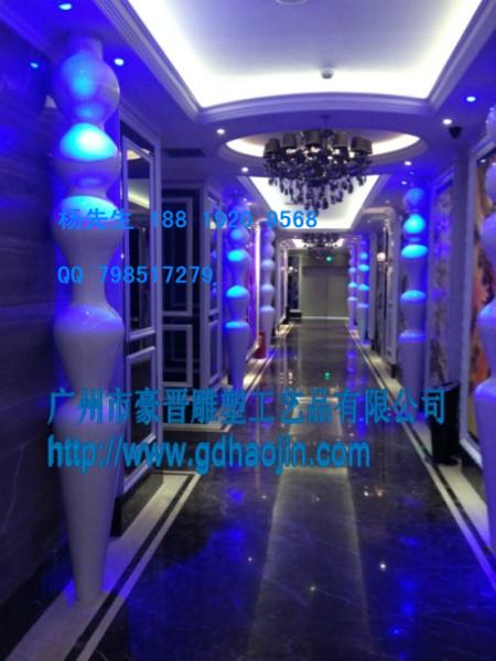 供應(yīng)廣州玻璃鋼吧臺(tái)藍(lán)色燈光玻璃鋼吧臺(tái)