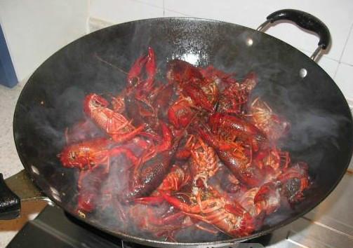 特色小吃培訓 麻辣小龍蝦培訓 香辣小龍蝦技術(shù)培訓