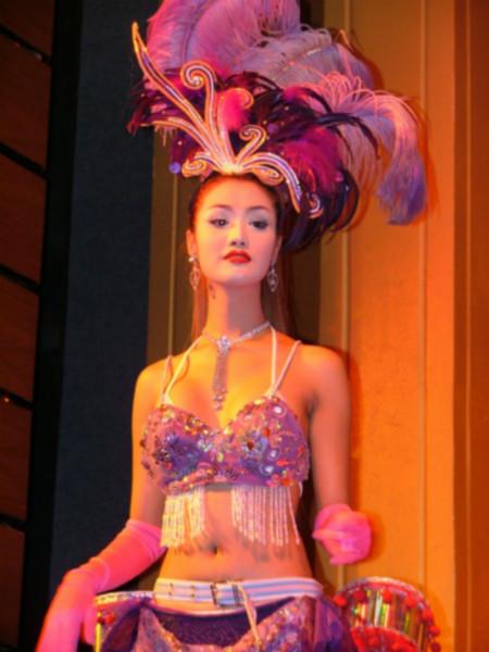 供應(yīng)泰國(guó)人妖