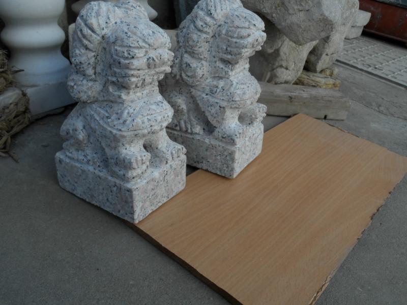 供應哪里的陵墓小石獅子*上海陵墓小石獅子供應廠家上海專業(yè)生產陵墓