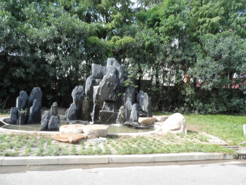 上海航頭假山價(jià)格哪里最便宜圖片