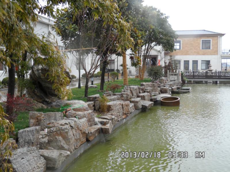 供應(yīng)江蘇龜紋石湖岸圖片，江蘇龜紋石湖岸價(jià)格江蘇龜紋石湖岸專業(yè)制作