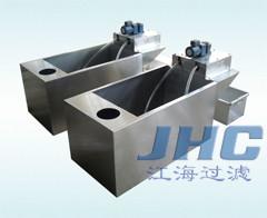 供應(yīng)管式除油機(jī)撇油機(jī)，廠家批發(fā)，供貨及時，壽命長