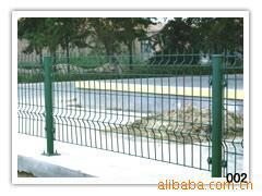 供應(yīng)三角折彎型防護(hù)網(wǎng)系列