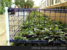 供應(yīng)雙圈防護(hù)欄網(wǎng)系列